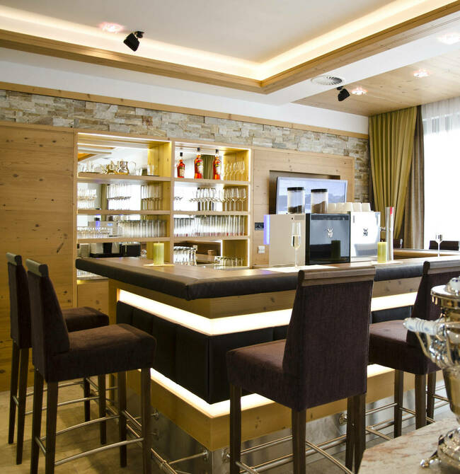 Hotel bar in the hotel – Garni Arosa in Ischgl